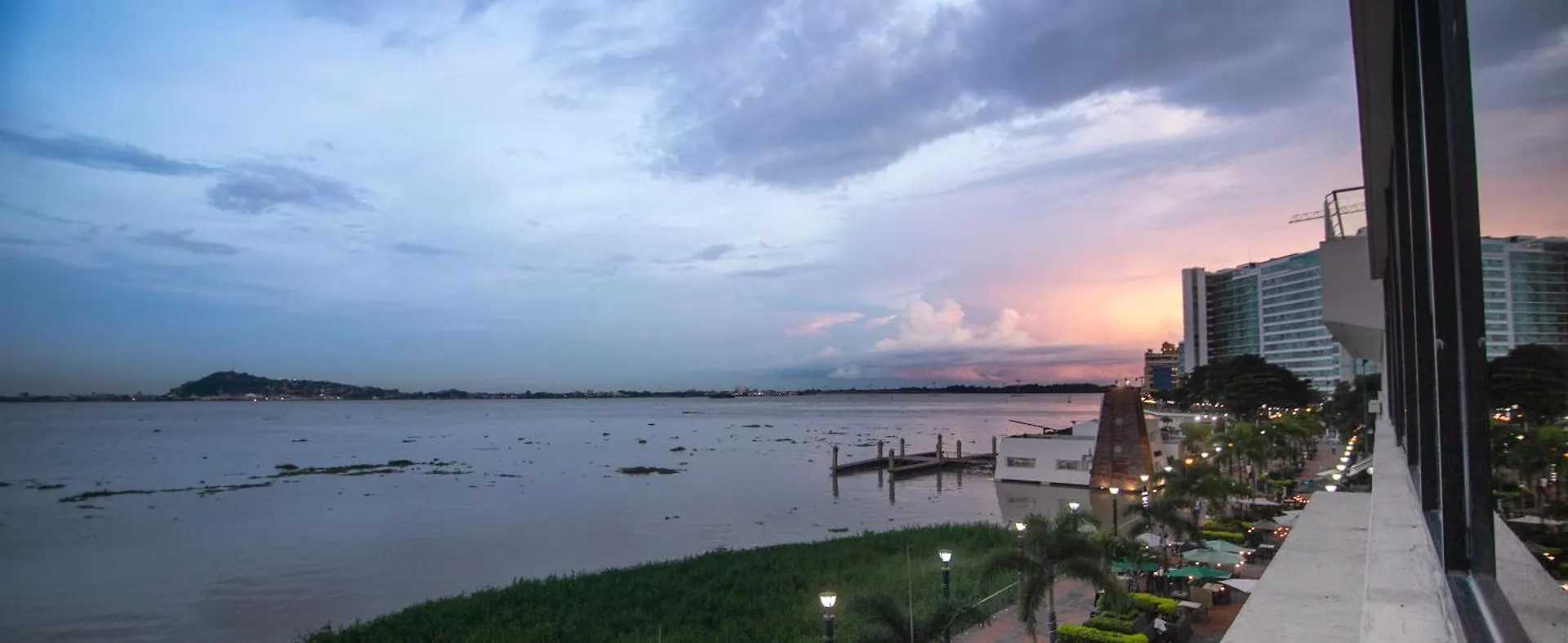 Bellini 3 Suite 2, Puerto Santa Ana, 瓜亚基尔 0*,  厄瓜多尔